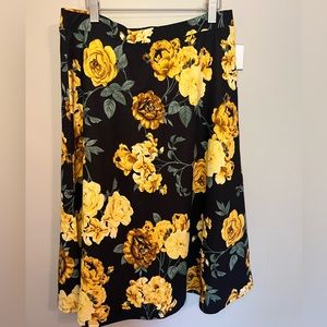 Fig & Blu Woman’s Sz M Mid-Calf Black With Yellow Flowers Skirt, NWT